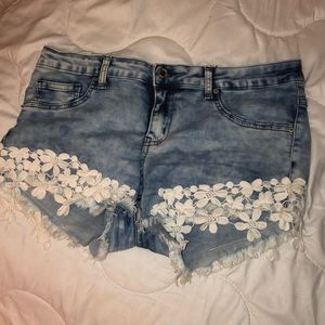 Daisy duke shorts